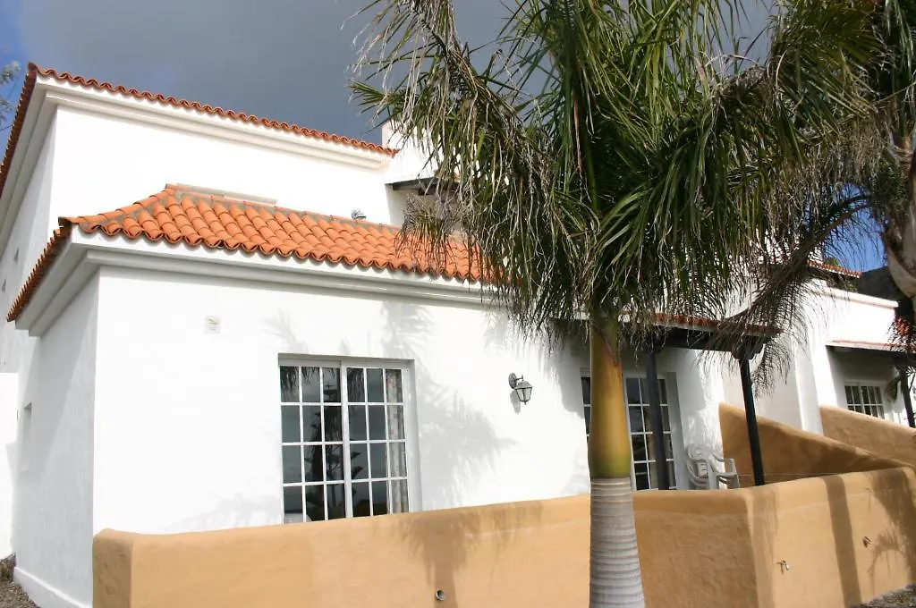 Apartamentos y Bungalows Finca Colón Fuencaliente de la Palma 0*,  España